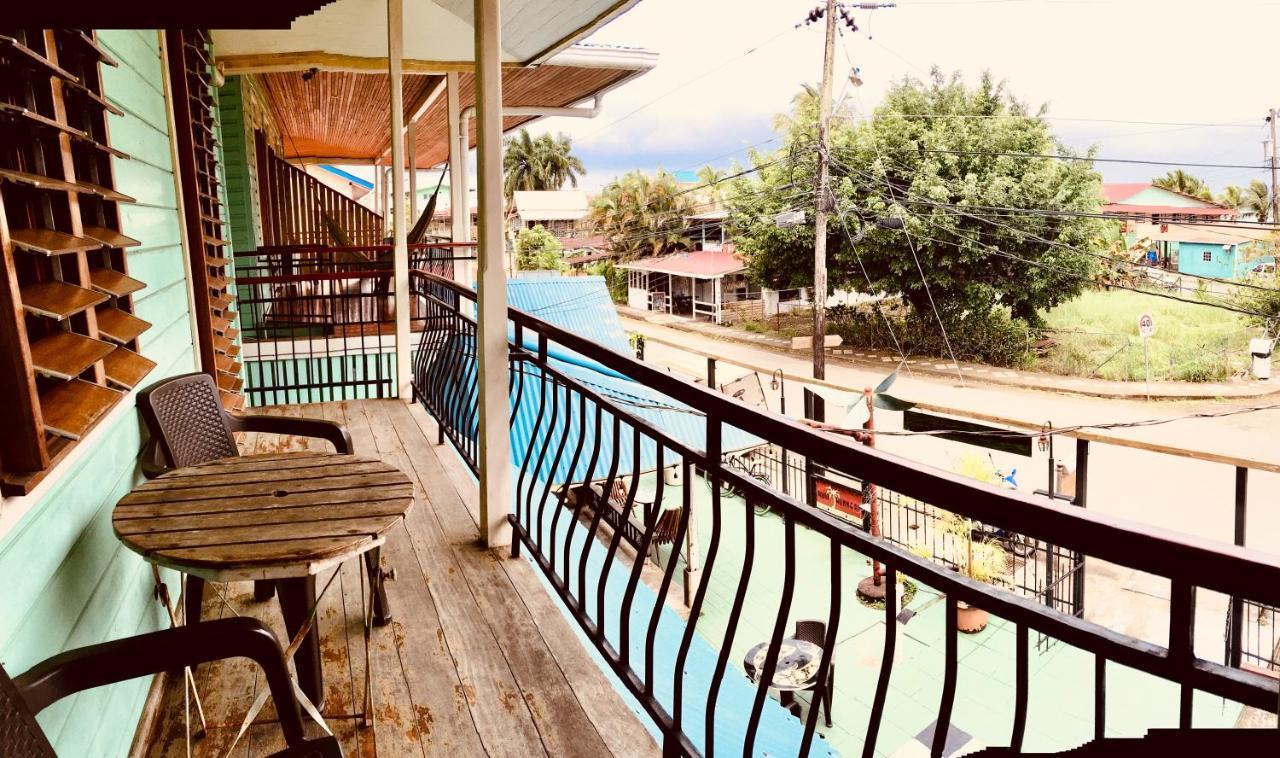 Hotel Casa Max Bocas del Toro Exterior foto
